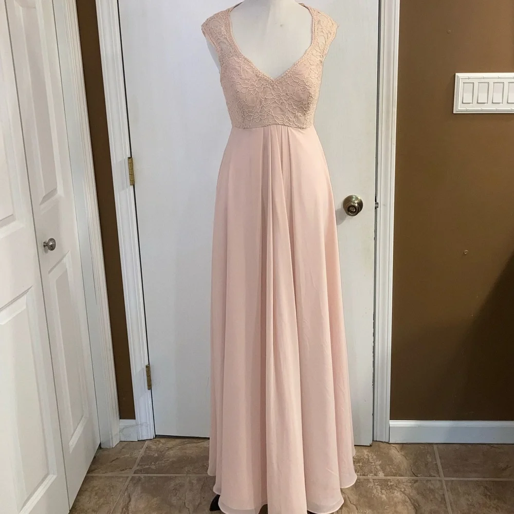 Mori Lee Blush 693 bridesmaid long dress with buttons, lace and cap sleeve XS - Picture 1 of 7